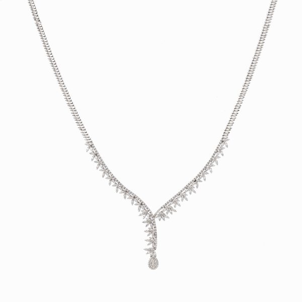 Tiesh Timeless Necklace with Diamonds in 18kt White Gold