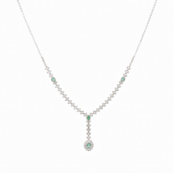 Tiesh Classic Necklace with Emeralds and Diamonds in 9kt White Gold