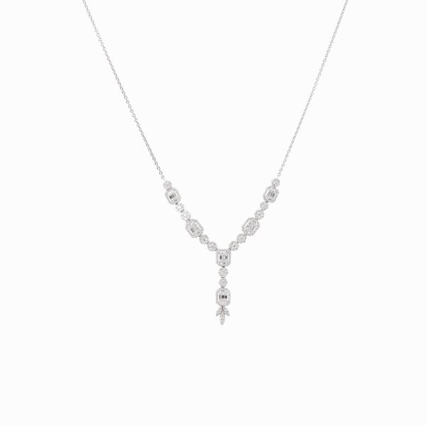 Tiesh Classic Necklace with Diamonds in 18kt White Gold