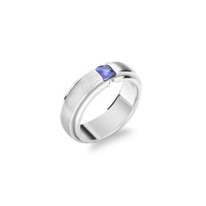 silver-minimalist-blue-sapphire-ring
