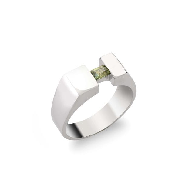 silver-minimalist-green-sapphire-signet-ring